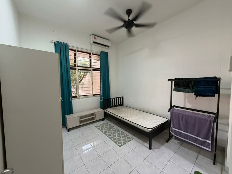 Rumah Teres 1 Tingkat untuk Dijual di Seksyen 4 (Kota Damansara) - Alison Chiu - Bedroom - PropertyGuru.com.my