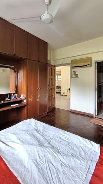 Kondominium untuk Dijual di Menara Mutiara - Kashfi Sharifuddin - Bedroom - PropertyGuru.com.my