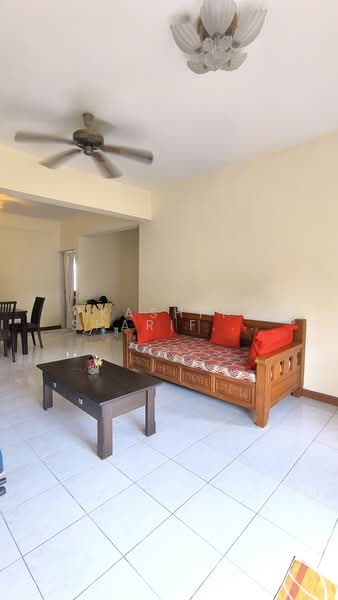 Kondominium untuk Dijual di Menara Mutiara - Kashfi Sharifuddin - Living Room - PropertyGuru.com.my