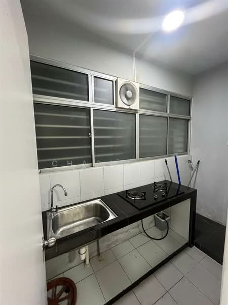 Pangsapuri untuk Disewa di Jalilmas - Charmaine Wong - Kitchen - PropertyGuru.com.my