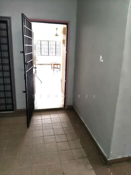 Condominium for Sale at Danau Impian - Terry Yee - Entrance - PropertyGuru.com.my