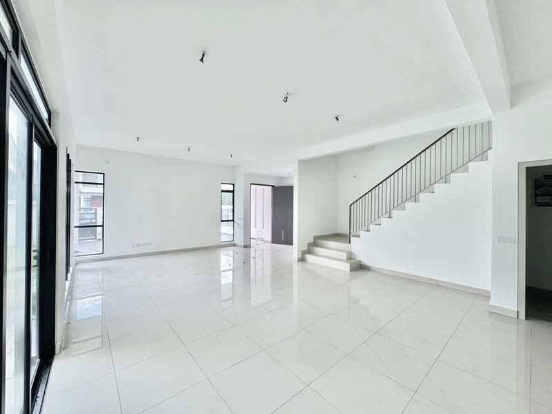 Cluster House for Sale in Iskandar Puteri (Nusajaya) (Johor) - Amir Faris Rusli - Living Room - PropertyGuru.com.my
