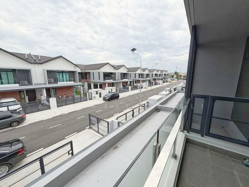 Cluster House for Sale in Iskandar Puteri (Nusajaya) (Johor) - Amir Faris Rusli - PropertyGuru.com.my