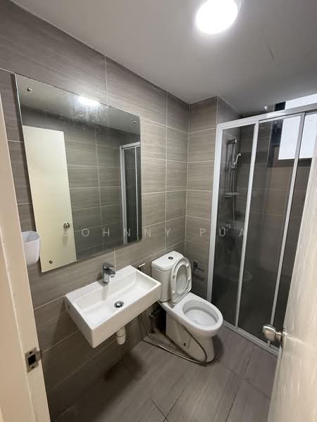 Service Residence for Sale at Lexa Residence @ The Quartz WM - Johnny Pua - Bathroom - PropertyGuru.com.my