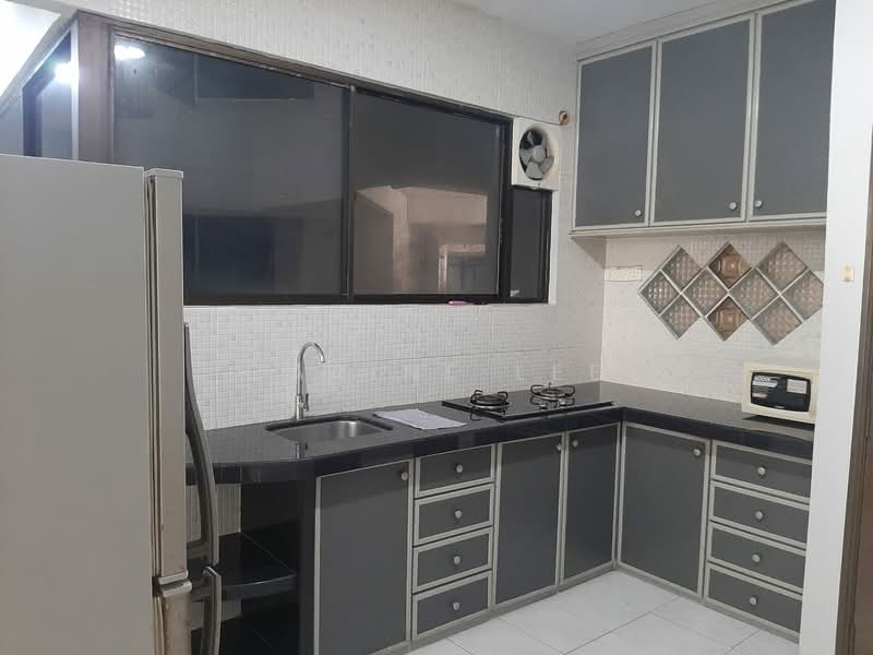Kondominium untuk Disewa di E-Park Condominium - Carine Lee - Kitchen - PropertyGuru.com.my