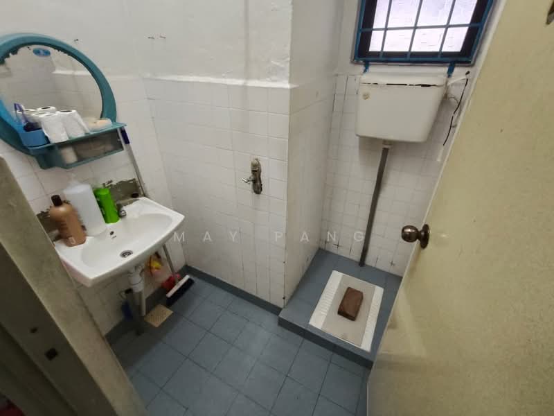 2-storey Terraced House for Sale in Johor Bahru (Johor) - May Pang - Bathroom - PropertyGuru.com.my