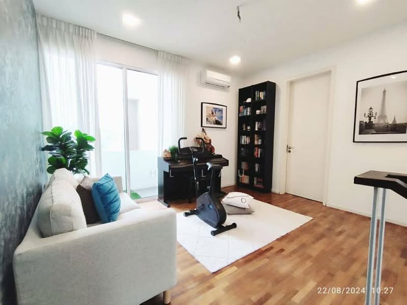 Rumah Teres 3 Tingkat untuk Disewa di Rawang (Selangor) - HL Lau - Living Room - PropertyGuru.com.my