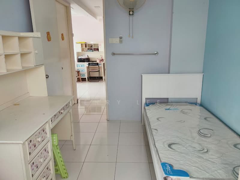 Pangsapuri untuk Dijual di The Pulse Condominium - Henry Lee - Bedroom - PropertyGuru.com.my