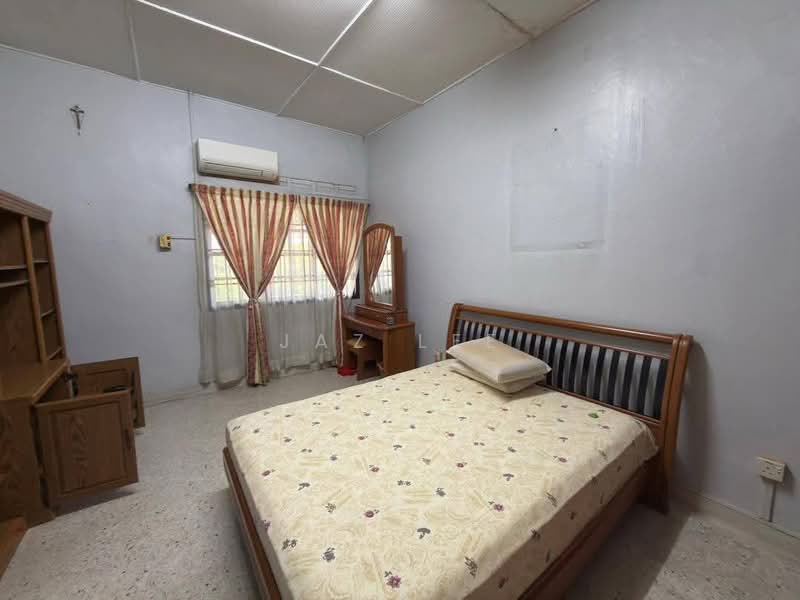 Semi-Detached House for Sale in Taman Sentosa (Johor Bahru) - Jaz Lee - PropertyGuru.com.my
