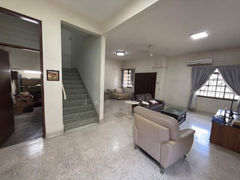 Semi-Detached House for Sale in Taman Sentosa (Johor Bahru) - Jaz Lee - PropertyGuru.com.my