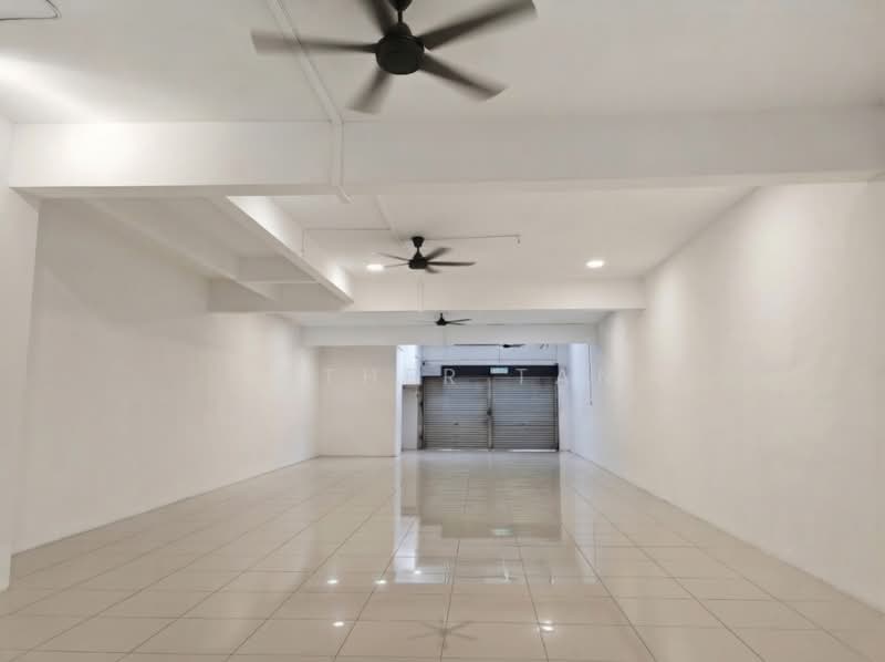 Shop for Rent in Bandar Puteri Puchong (Puchong) - Esther Tan - Interior - PropertyGuru.com.my