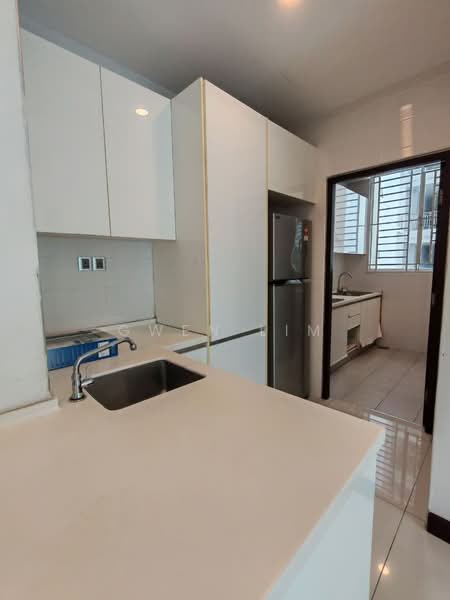 Service Residence for Rent at Paragon Residences @ Straits View - Gwen Lim - Kitchen - PropertyGuru.com.my