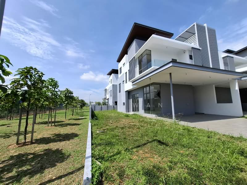 Bungalow for Sale in Kota Kemuning (Shah Alam) - Ryan Wan - Exterior - PropertyGuru.com.my