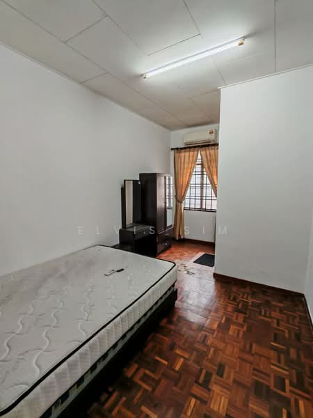 Rumah Teres 2 Tingkat untuk Disewa di Taman Sri Pulai Perdana (Skudai) - Elvis Sim - Bedroom - PropertyGuru.com.my