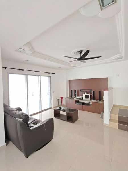Rumah Teres 2 Tingkat untuk Disewa di Taman Sri Pulai Perdana (Skudai) - Elvis Sim - Living Room - PropertyGuru.com.my