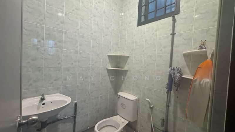 Rumah Teres 1 Tingkat untuk Dijual di Taman Ungku Tun Aminah (Skudai) - May Chong - Bathroom - PropertyGuru.com.my