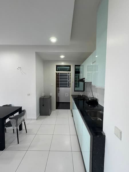 Service Residence for Sale at Sky Oasis Residence (Pangsapuri Oasis 1) - Alfred Yap - Kitchen - PropertyGuru.com.my