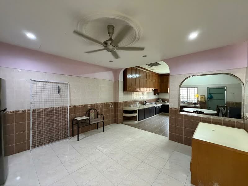 2-storey Terraced House for Rent in Bukit Beruang (Bukit Baru) - Kiera Wong - Kitchen - PropertyGuru.com.my