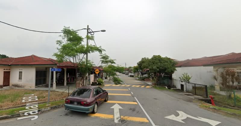 1-storey Terraced House for Sale in Banting (Selangor) - Fifi Natasya - Exterior - PropertyGuru.com.my
