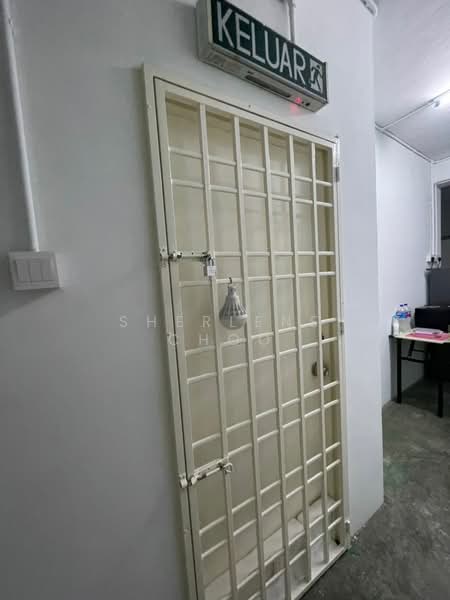 Kedai / Pejabat untuk Disewa di Kampung Jalan Perak (Jelutong) - Sherlene Choo - Entrance - PropertyGuru.com.my