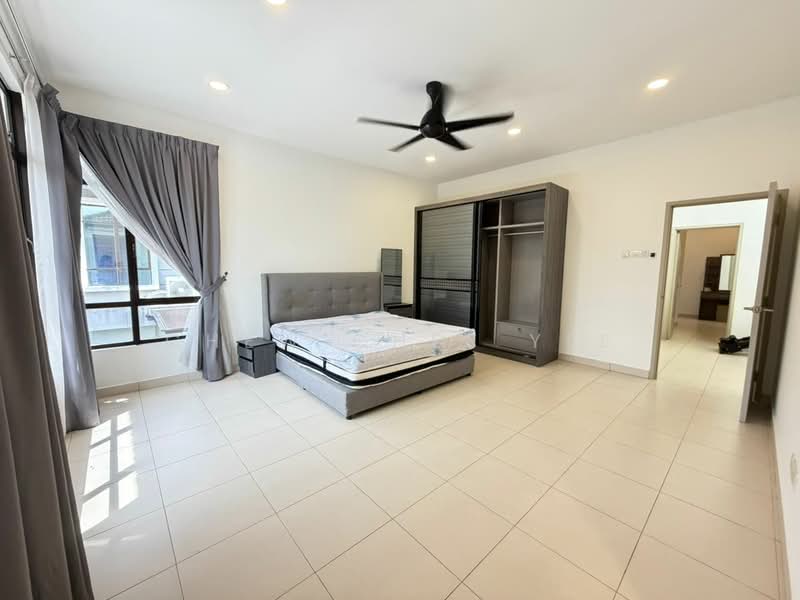 Cluster House for Sale in Taman Adda Heights (Tebrau) - Chew Chee Yee - Bedroom - PropertyGuru.com.my