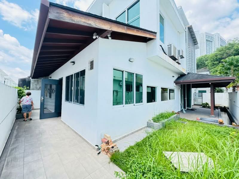 Rumah Berkembar untuk Dijual di Garden Residence (Cyberjaya) - Jared Wong - Exterior - PropertyGuru.com.my