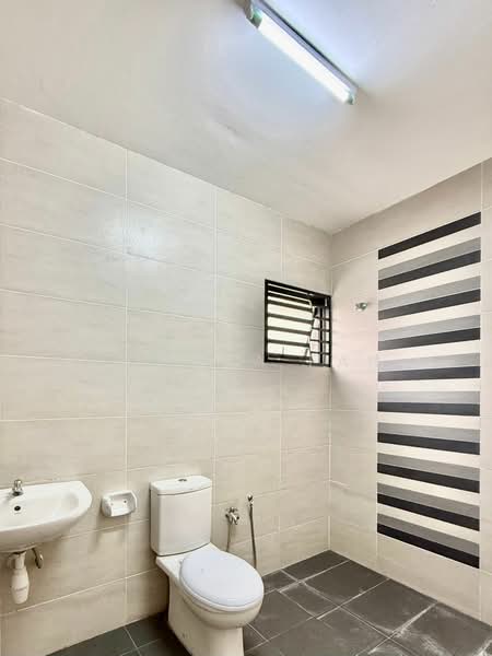 Rumah Teres untuk Disewa di Bandar Mahkota Cheras (Cheras) - Joshua Fan - Bathroom - PropertyGuru.com.my