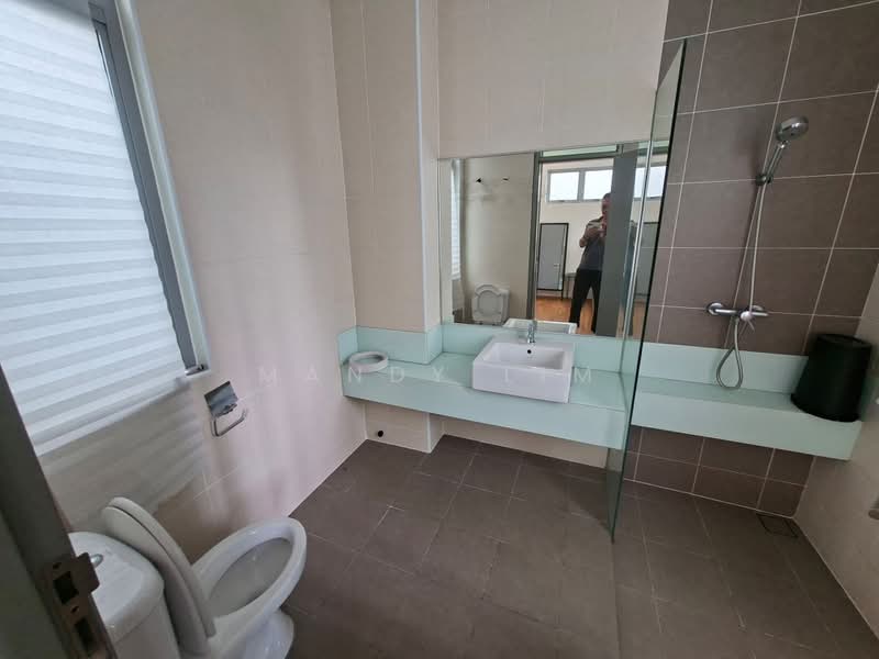 3-storey Terraced House for Rent in Cyberjaya (Selangor) - Mandy Lim - Bathroom - PropertyGuru.com.my