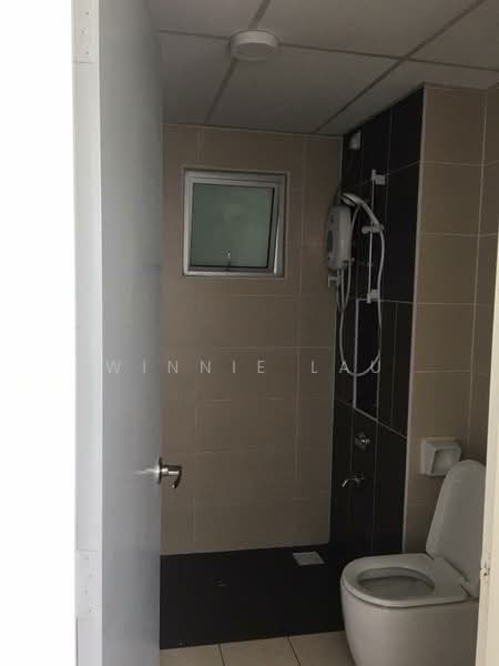 Service Residence for Rent at D'Tasek Residences (Tasek Impian) - Winnie Lau - Bathroom - PropertyGuru.com.my