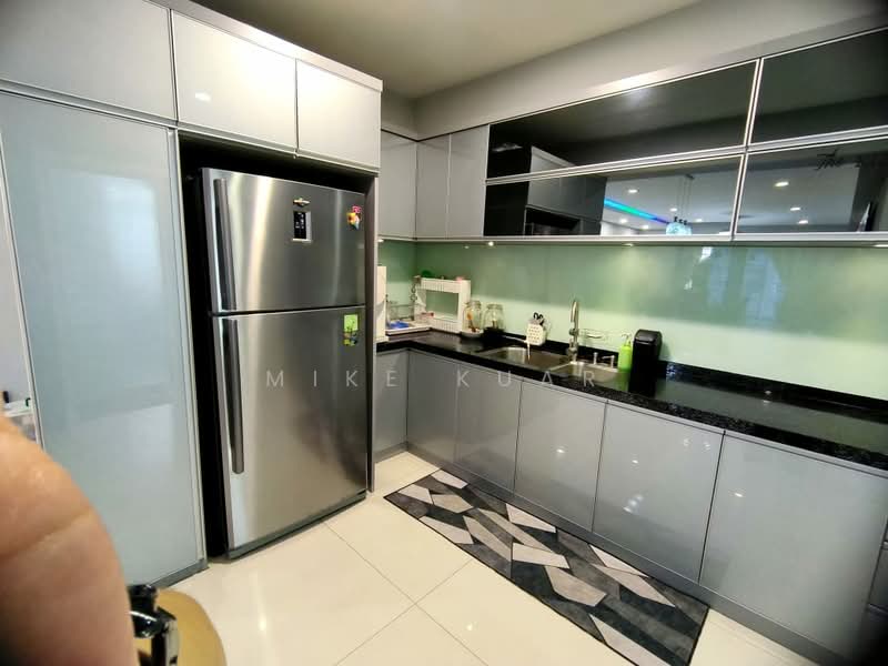 Kondominium untuk Dijual di Sea View Tower - Mike Kuar - Kitchen - PropertyGuru.com.my