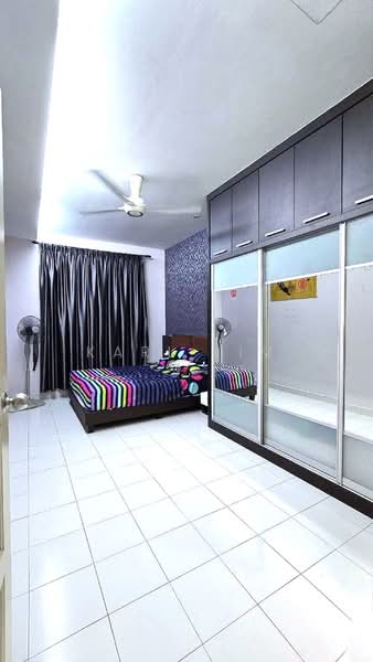 Rumah Teres 1 Tingkat untuk Dijual di Taman Seri Austin (Tebrau) - Karl Lim - Bedroom - PropertyGuru.com.my