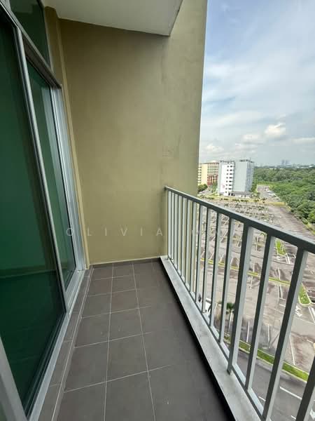 Pangsapuri untuk Dijual di Seri Molek Perdana - Olivia Ong - Balcony - PropertyGuru.com.my