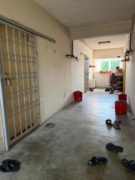 Apartment for Sale at Sri Impian - Dennix Chin - Corridor - PropertyGuru.com.my
