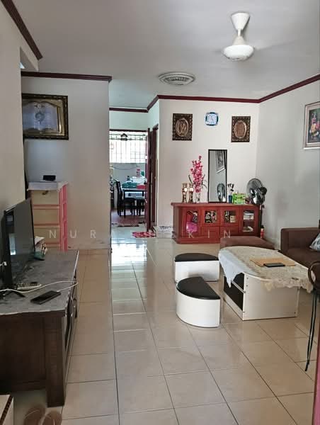 2-storey Terraced House for Sale in Taman Kantan Permai (Kajang) - Nurashekin . - Living Room - PropertyGuru.com.my