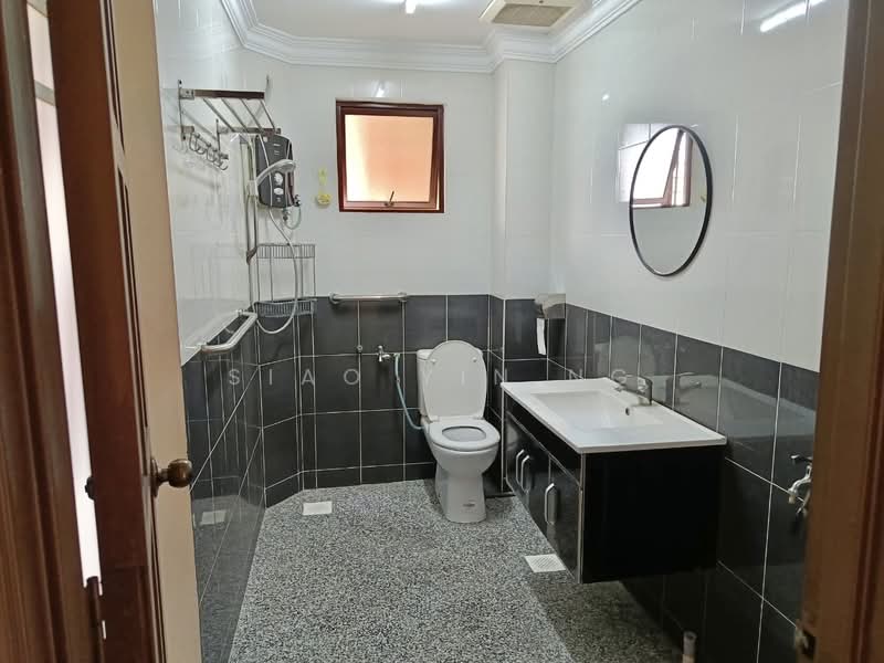 Kondominium untuk Dijual di Taman Desa Pesona - Siao Yin Ng - Bathroom - PropertyGuru.com.my