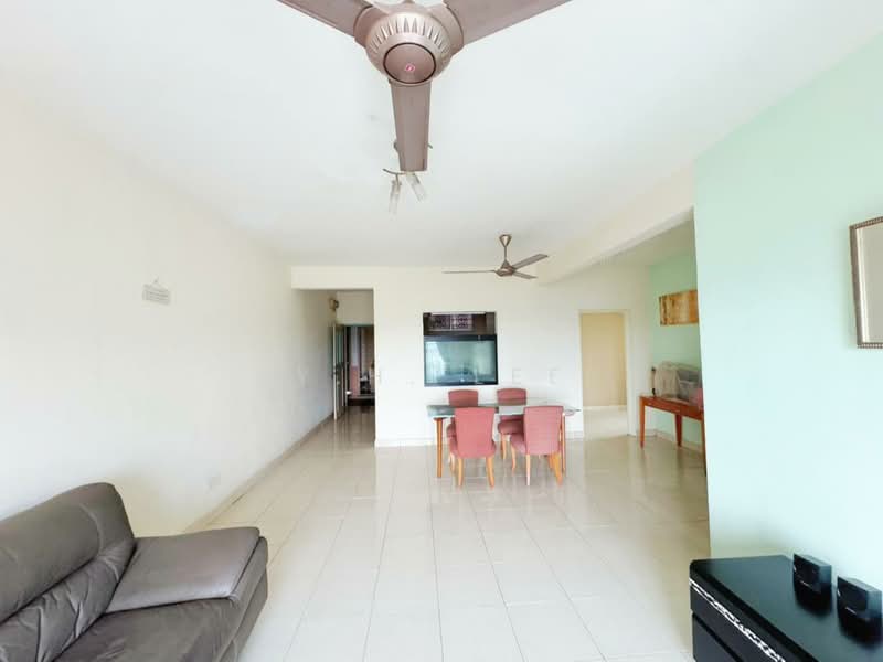 Kondominium untuk Dijual di Juta Mines - Y.H. Lee - Living Room - PropertyGuru.com.my