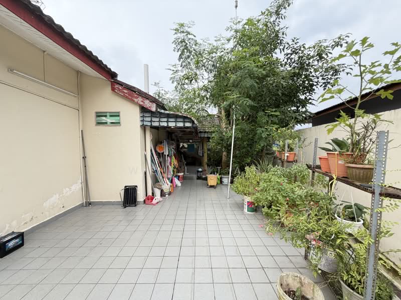 Rumah Teres 1 Tingkat untuk Dijual di Taman Rinting (Masai) - Well Tan - PropertyGuru.com.my