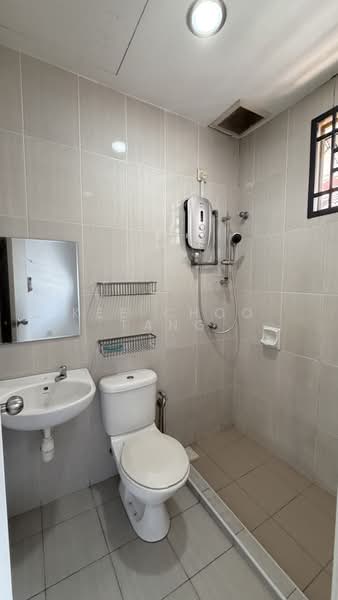 Rumah Teres untuk Dijual di Kemuning Utama (Shah Alam) - Anjoe Tang - Bathroom - PropertyGuru.com.my