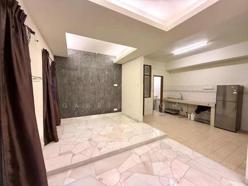 Cluster House for Sale in Setia Alam (Selangor) - GABRIEL GOH - Kitchen - PropertyGuru.com.my