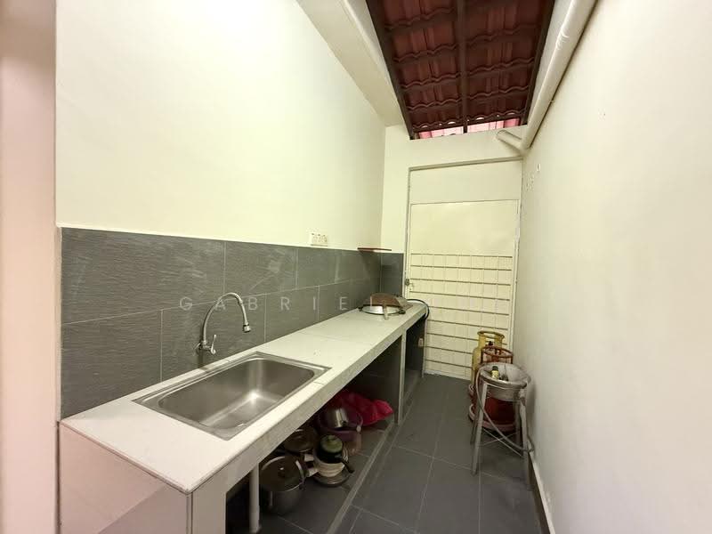 Cluster House for Sale in Setia Alam (Selangor) - GABRIEL GOH - Kitchen - PropertyGuru.com.my