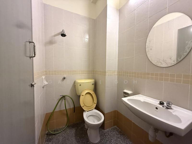 Cluster House for Sale in Setia Alam (Selangor) - GABRIEL GOH - Bathroom - PropertyGuru.com.my
