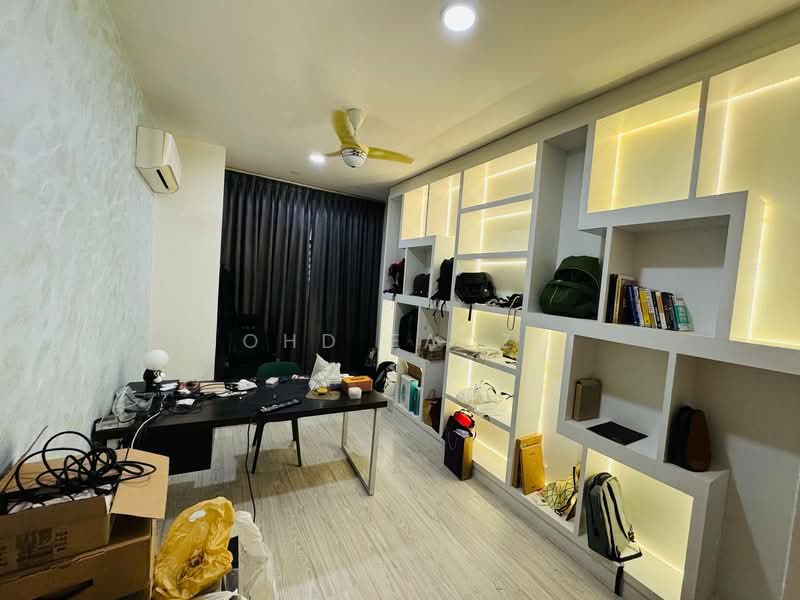 Rumah Teres untuk Dijual di Denai Alam (Shah Alam) - Mohd Fadzli - Study - PropertyGuru.com.my