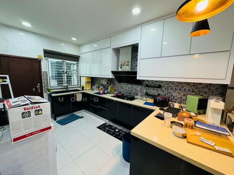 Rumah Teres untuk Dijual di Denai Alam (Shah Alam) - Mohd Fadzli - Kitchen - PropertyGuru.com.my