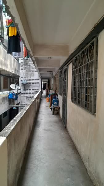 Rumah Flat untuk Dijual di Bandar Baru Ampang - Jenny Choong - Corridor - PropertyGuru.com.my