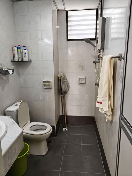 Pangsapuri untuk Disewa di Desa Samudra - Li Fang - Bathroom - PropertyGuru.com.my