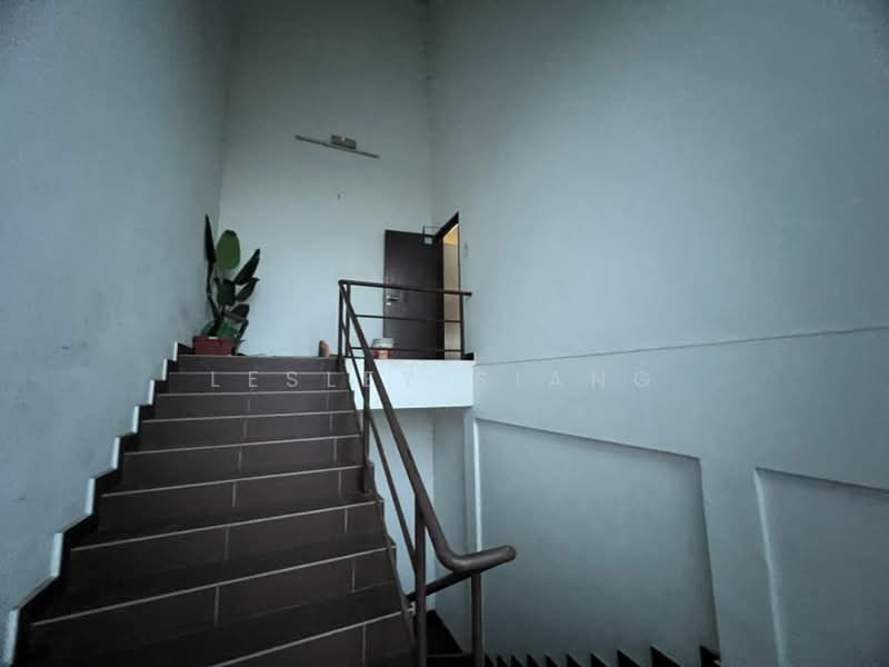 Factory for Rent in Taman Bukit Kempas (Tampoi) - Lesley Siang - Corridor - PropertyGuru.com.my