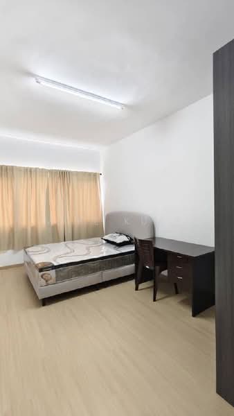 Servis Apartment untuk Disewa di Rubica @ Harbour Place - Mike Kuar - Bedroom - PropertyGuru.com.my