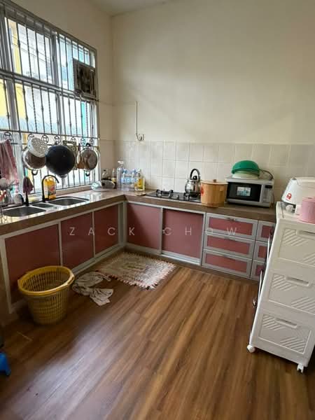 2-storey Terraced House for Sale in Bandar Indahpura (Kulai) - Zack Chow - Kitchen - PropertyGuru.com.my