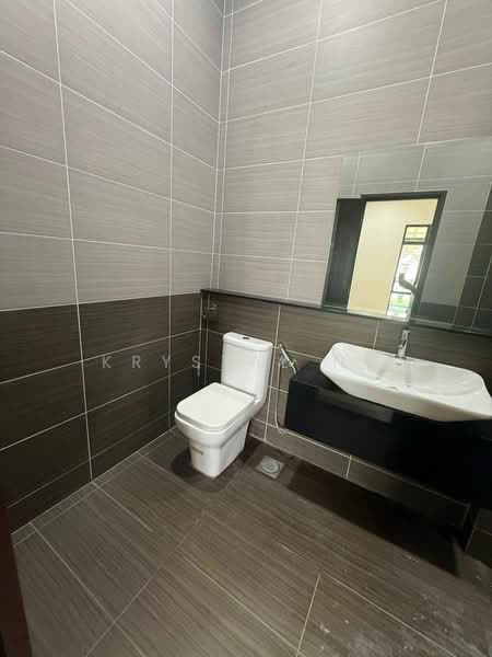 Rumah Berkembar untuk Dijual di Kota Tinggi (Johor) - Krystal Ho - Bathroom - PropertyGuru.com.my