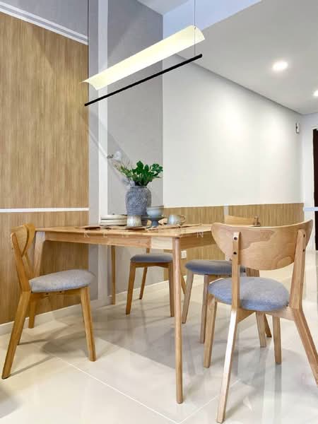 Servis Apartment untuk Disewa di Met 1 Residences - Ken Fung - Dining Room - PropertyGuru.com.my